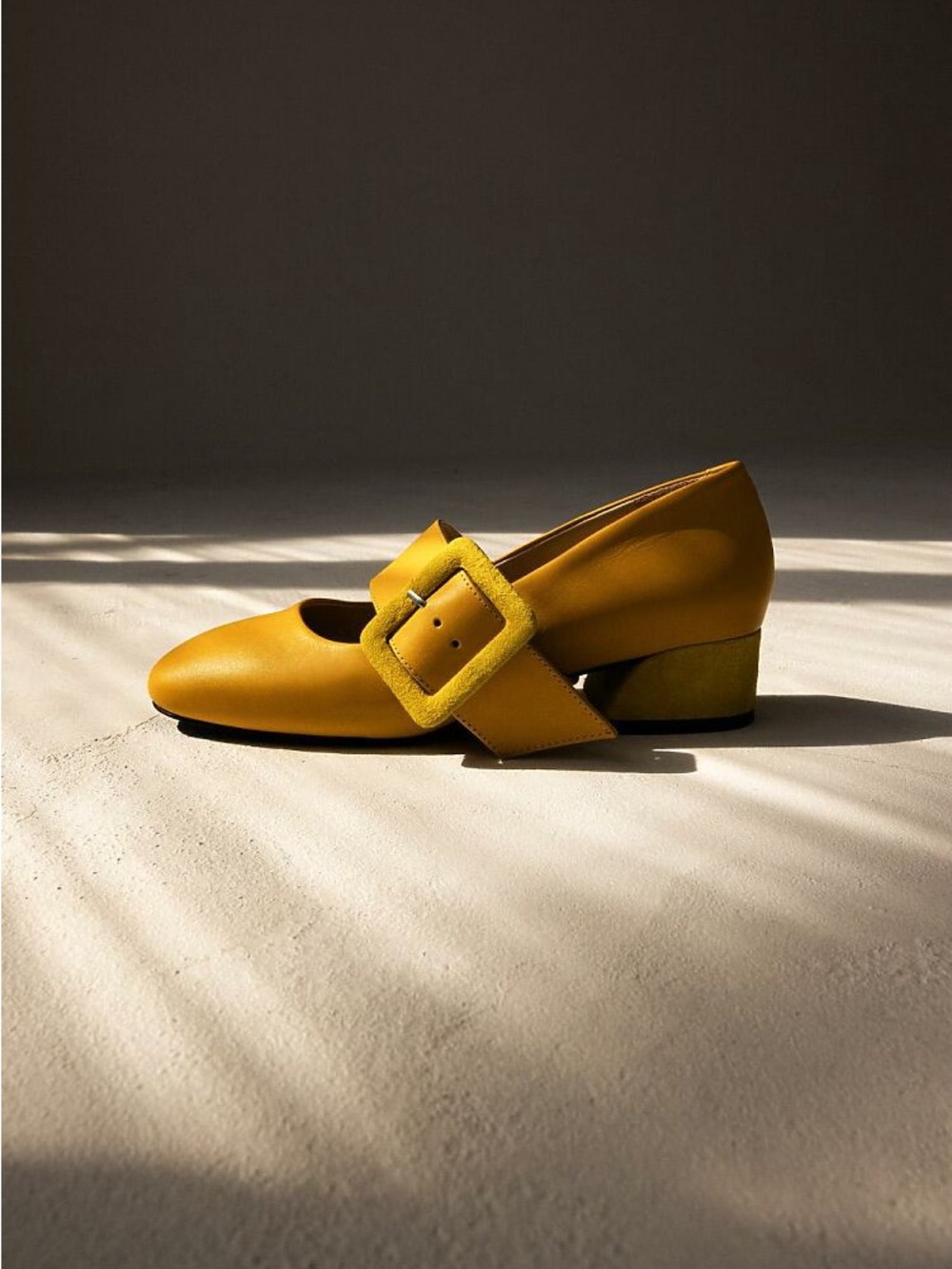 Girotto Classic Heeled Soft Yellow Leather Goat Suede Shoes - Picture 8 of 8